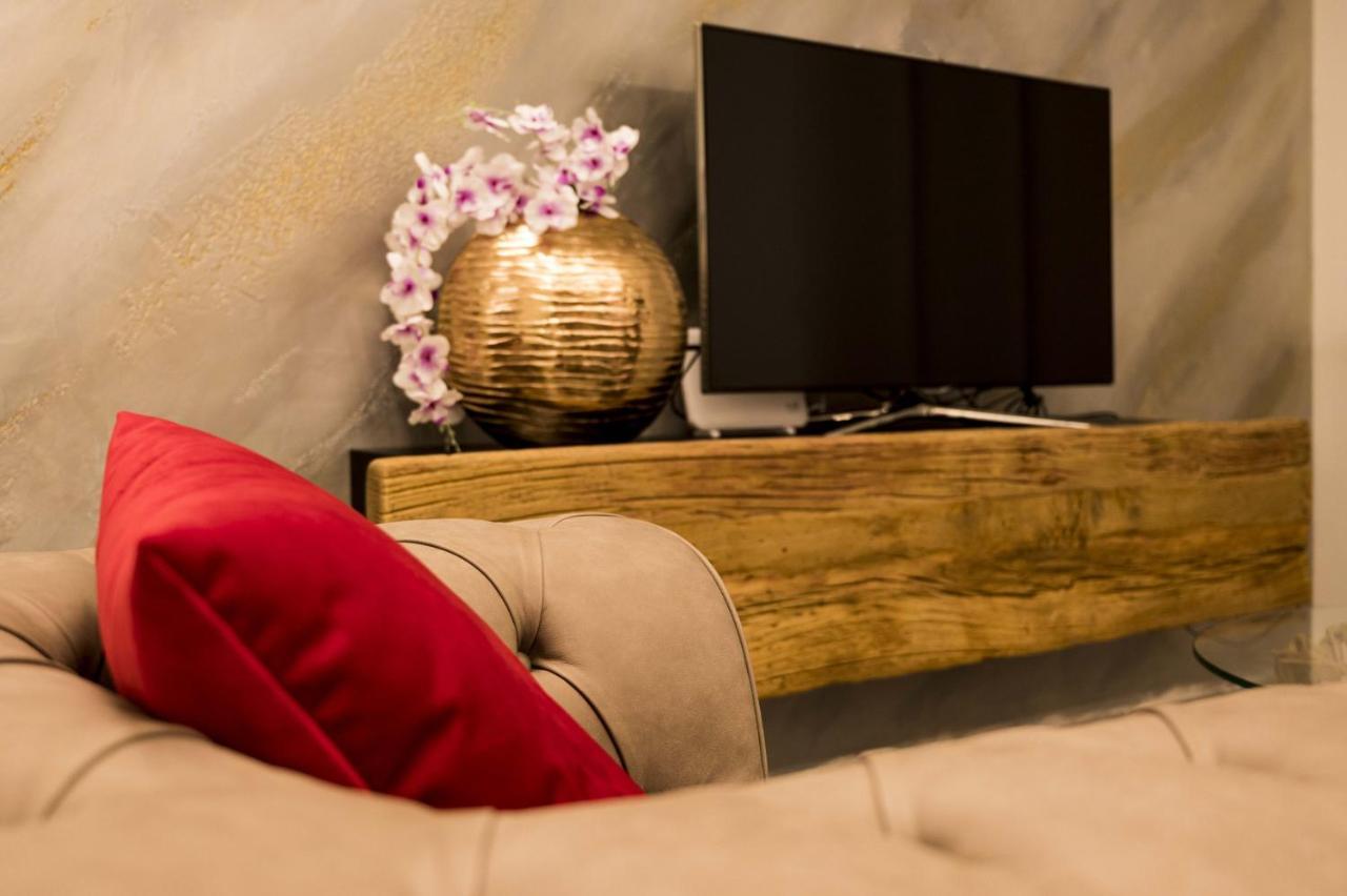 Vipverona Luxury Apartment - Royal Welcome Ngoại thất bức ảnh
