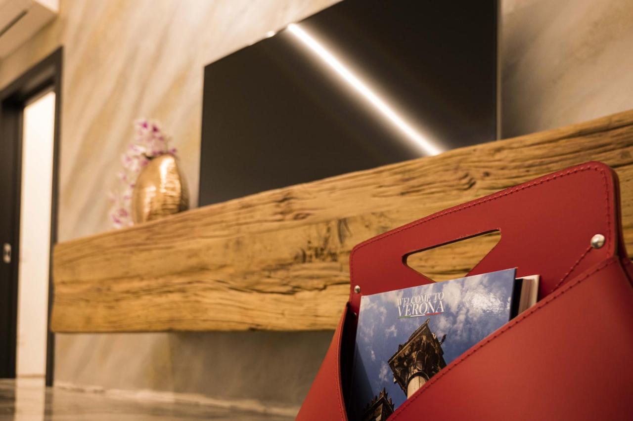 Vipverona Luxury Apartment - Royal Welcome Ngoại thất bức ảnh